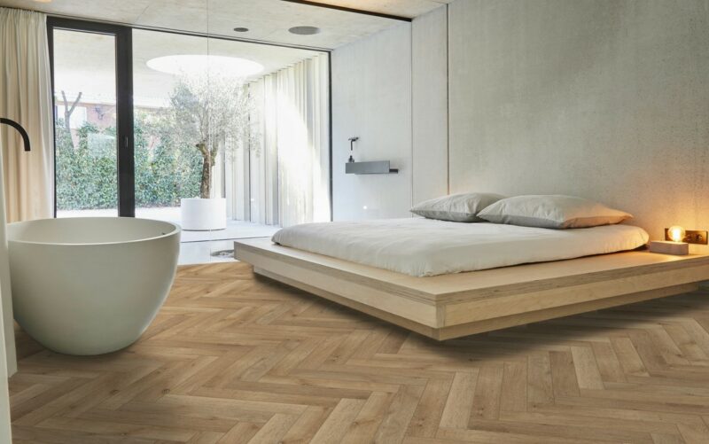 COREtec Naturals Fischgrät Series Forest mit Kork Trittschalldämmung Vinylboden Klick - Image 5