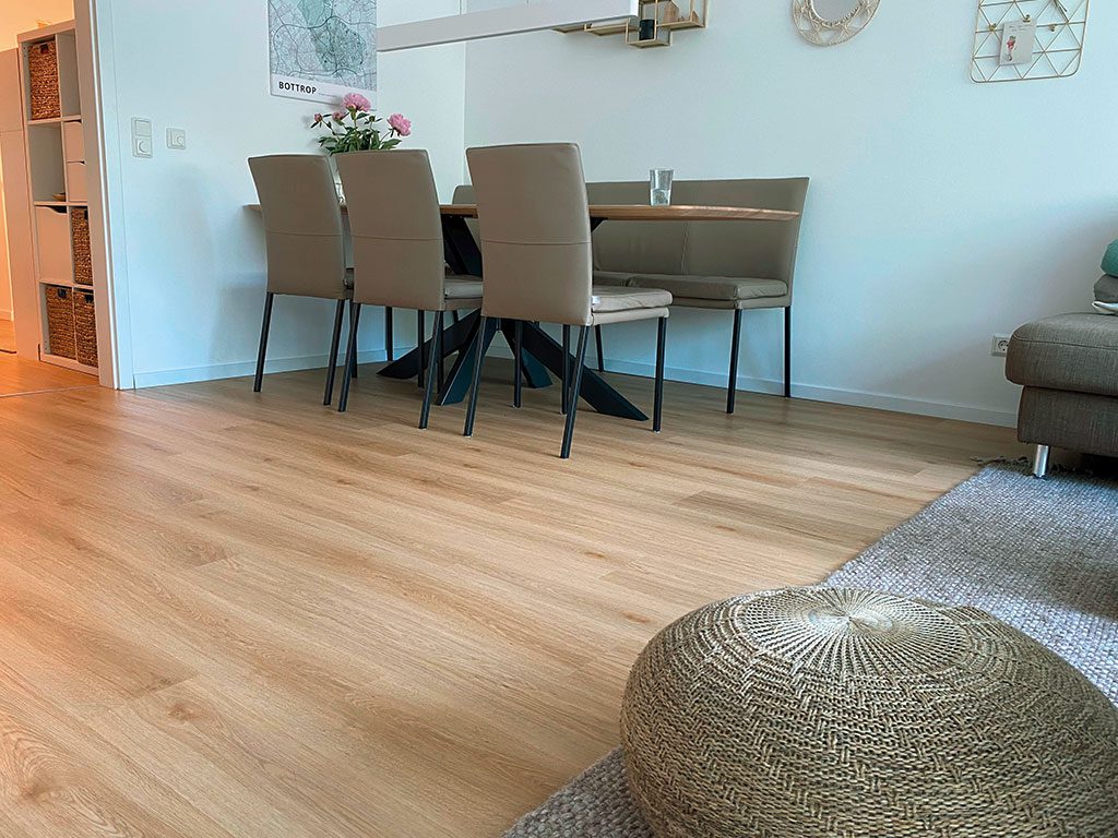 CHECK San Antonio Oak Diele Town SPC Klick Vinylboden – Bild 2