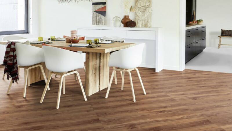 Coreluxe Rigid Nussbaum Teak Vinylboden mit Trittschalldämmung Klick - Image 3