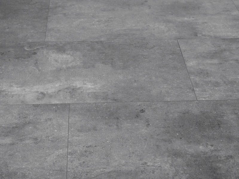 Decoflooring Fliese XXL Grey Concrete mit Trittschalldämmung Vinylboden Klick - Image 3