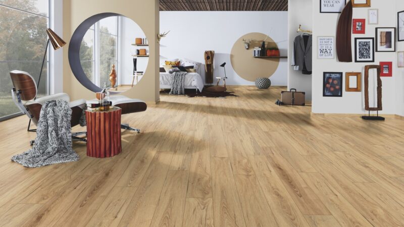 Kronoflooring Super Natural Armoury Oak Landhausdiele Laminat Klick - Image 3