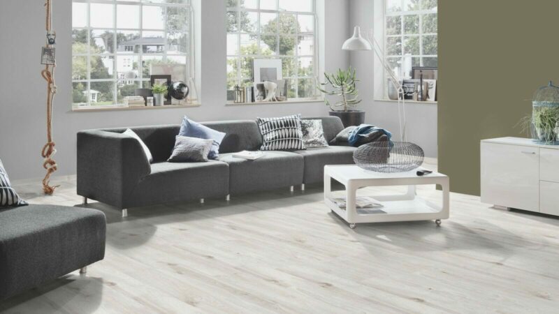 Made in Germany Eiche Sky weiß Laminat - Image 3