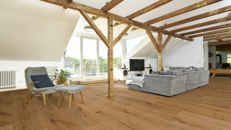 Schlossdiele Haon Eiche XXL rustikal gefast gebürstet natur geölt Landhausdiele Fertigparkett Klick - Image 4