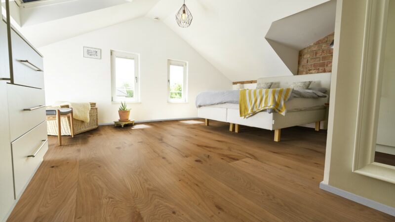 Schlossdiele Haon Eiche XXL rustikal gefast gebürstet natur geölt Landhausdiele Fertigparkett Klick - Image 8