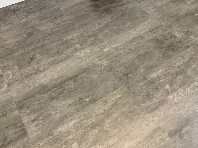 Flieseoptik Urban Slate SPC Rigid mit Trittschalldämmung Vinylboden - Image 4
