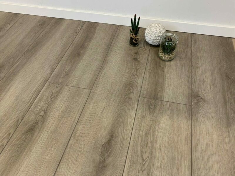 Rigid SPC VinyRock Basic Plus Columbia River mit V-Fuge Vinylboden