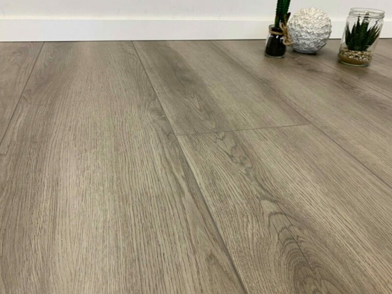 Rigid SPC VinyRock Basic Plus Columbia River mit V-Fuge Vinylboden - Image 3